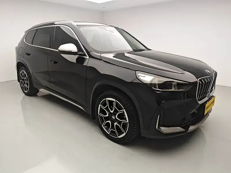 2023 BMW X1 с пробегом 27 800 км