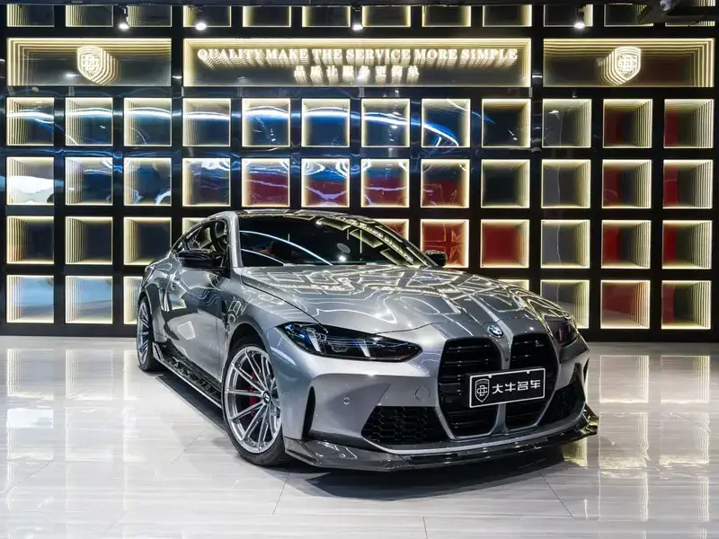 2024 BMW M4 с пробегом 12 000 км
