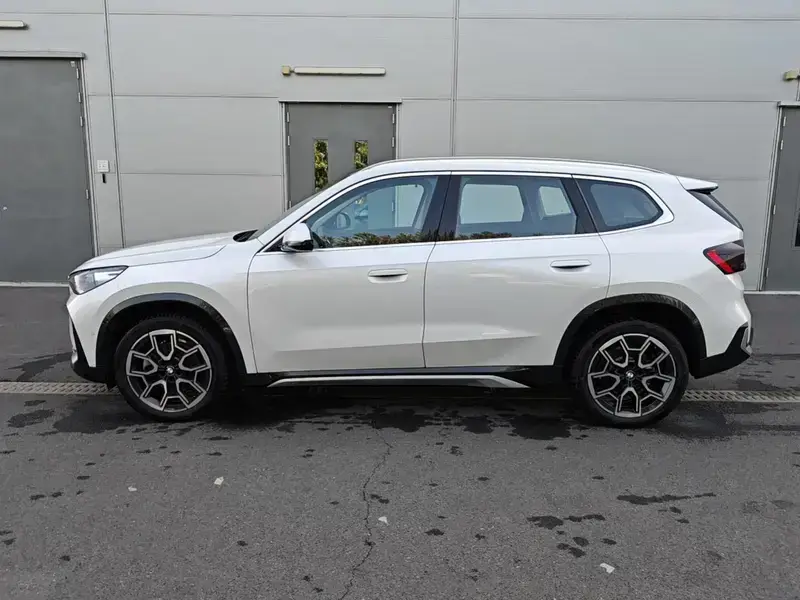 2023 BMW X1 с пробегом 13 700 км