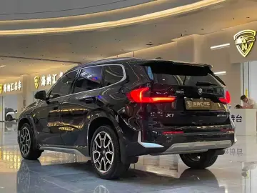 2025 BMW X1 с пробегом 9 000 км