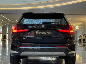 2025 BMW X1 с пробегом 19 000 км