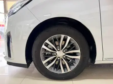 2023 Buick GL8 с пробегом 36 000 км