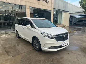 2022 Buick GL8 с пробегом 103 000 км