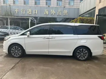 2022 Buick GL8 с пробегом 103 000 км
