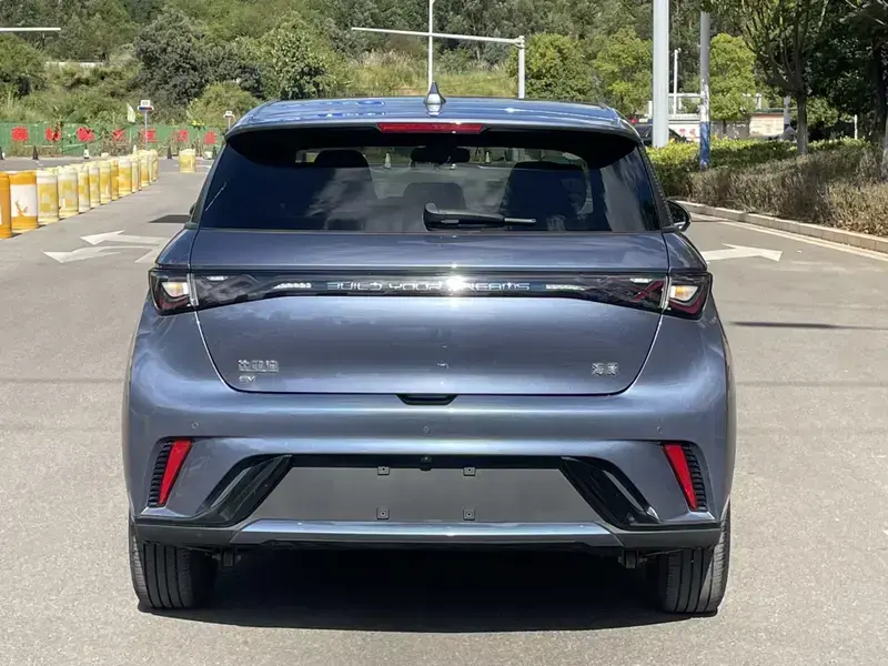 2024 BYD Dolphin с пробегом 31 000 км