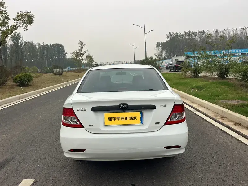 2016 BYD F3 с пробегом 65 000 км