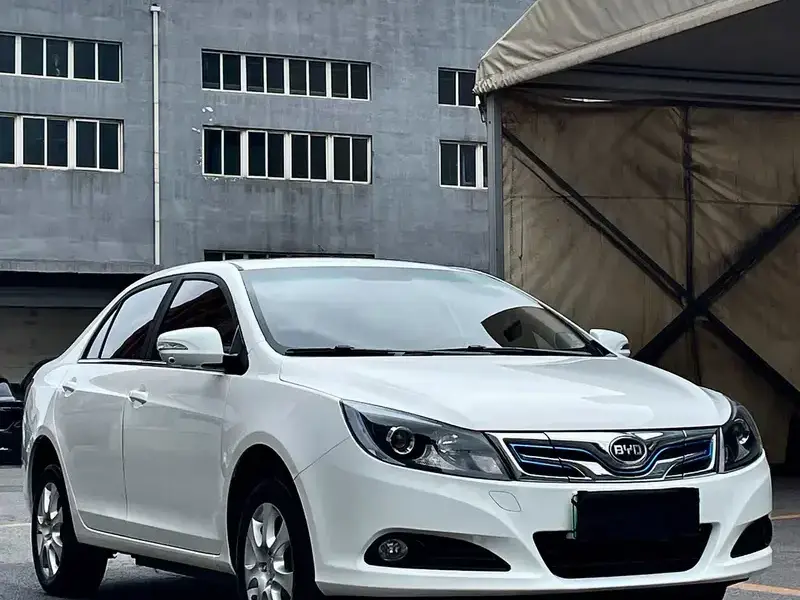 2017 BYD E5 с пробегом 90 000 км