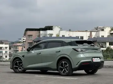2025 BYD Seal 06 GT с пробегом 15 000 км
