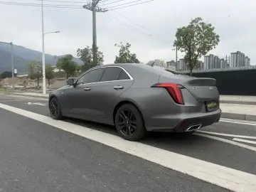 2022 Cadillac CT4 с пробегом 68 000 км