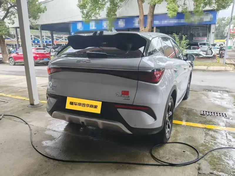 2025 BYD Yuan Plus с пробегом 24 000 км