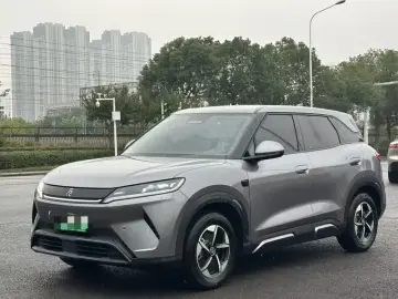 2025 BYD Yuan Up с пробегом 18 000 км
