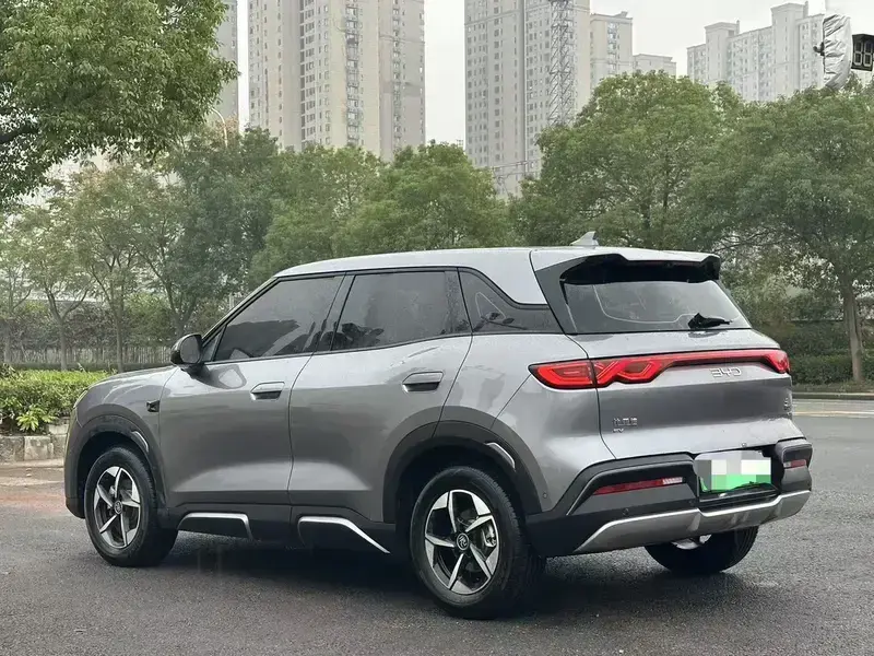 2025 BYD Yuan Up с пробегом 18 000 км