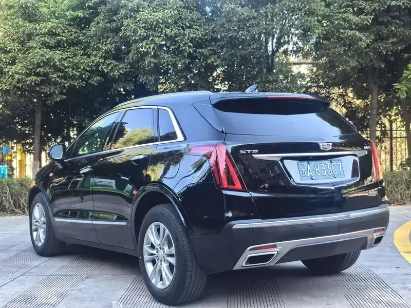 2022 Cadillac XT5 с пробегом 96 000 км