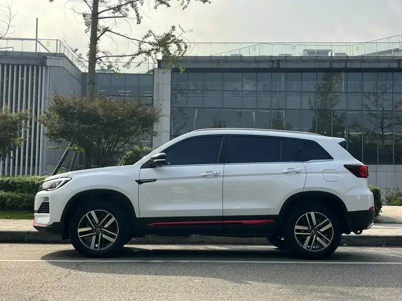2023 Changan CS75 с пробегом 45 000 км