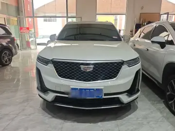 2022 Cadillac XT6 с пробегом 63 000 км