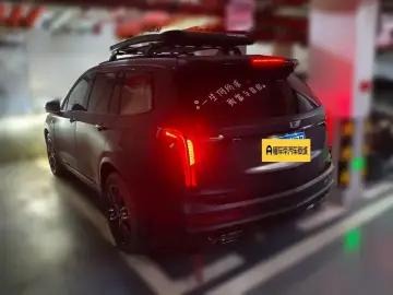 2022 Cadillac XT6 с пробегом 31 700 км