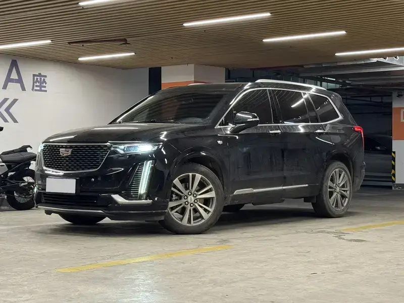 2021 Cadillac XT6 с пробегом 117 000 км