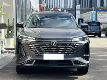 2023 Changan CS75 Plus с пробегом 33 000 км