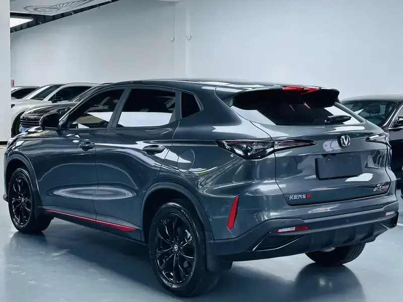 2025 Changan X5 Plus с пробегом 15 000 км