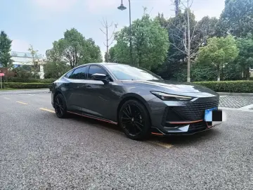 2023 Changan UNI-V с пробегом 48 000 км