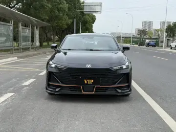 2022 Changan UNI-V с пробегом 40 000 км