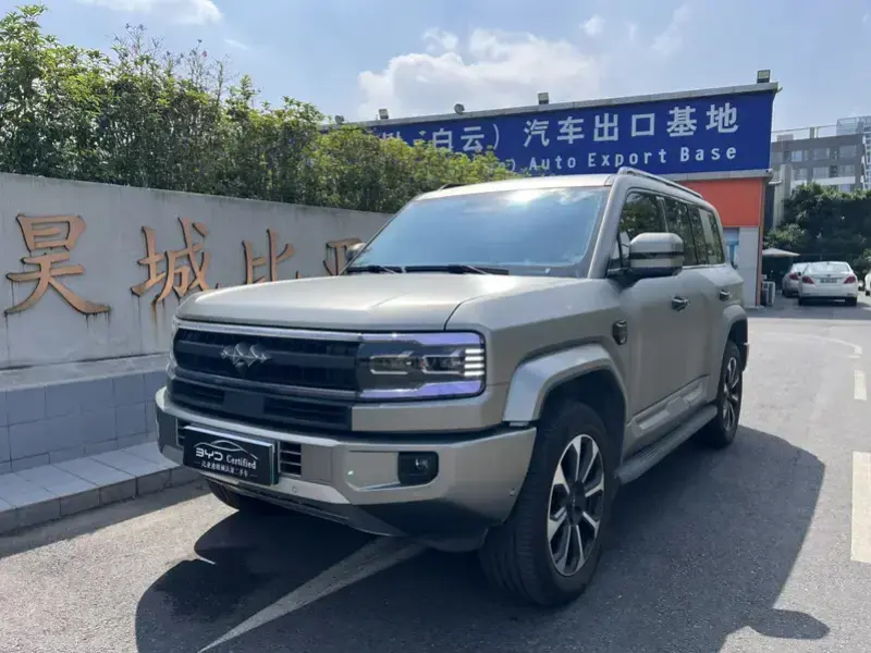 2025 BYD FangChengBao Leopard 5 с пробегом 32 000 км