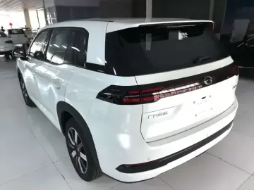 2026 GAC Trumpchi GS4 с пробегом 100 км