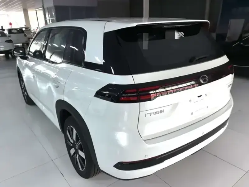 2026 GAC Trumpchi GS4 с пробегом 100 км