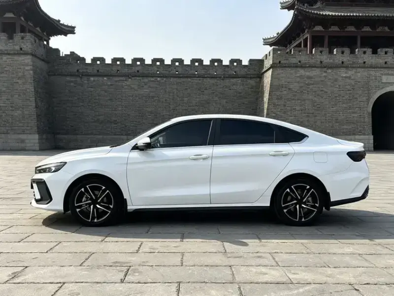 2022 Geely Binrui с пробегом 42 100 км