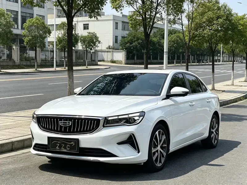 2022 Geely Emgrand с пробегом 43 000 км