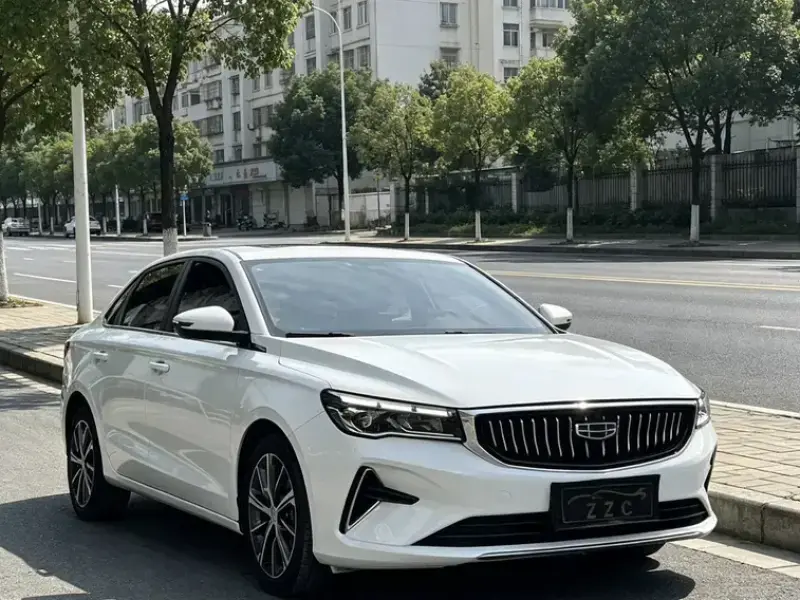 2022 Geely Emgrand с пробегом 43 000 км