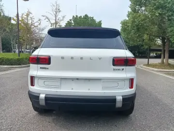 2022 Geely Icon с пробегом 39 000 км