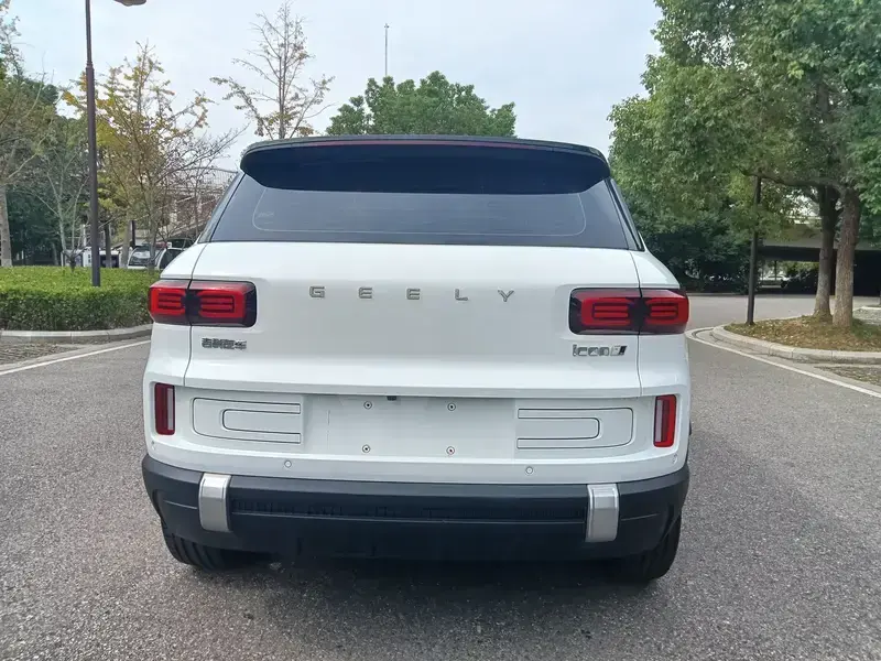 2022 Geely Icon с пробегом 39 000 км