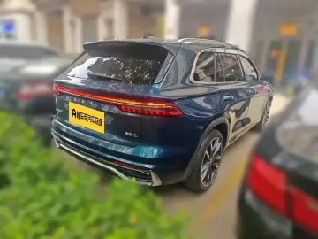 2021 Geely Monjaro с пробегом 39 000 км