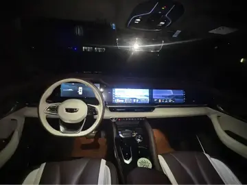2021 Geely Monjaro с пробегом 28 600 км
