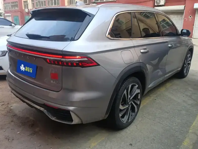 2023 Geely Monjaro с пробегом 74 000 км