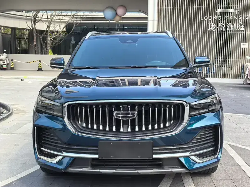2023 Geely Monjaro с пробегом 68 000 км