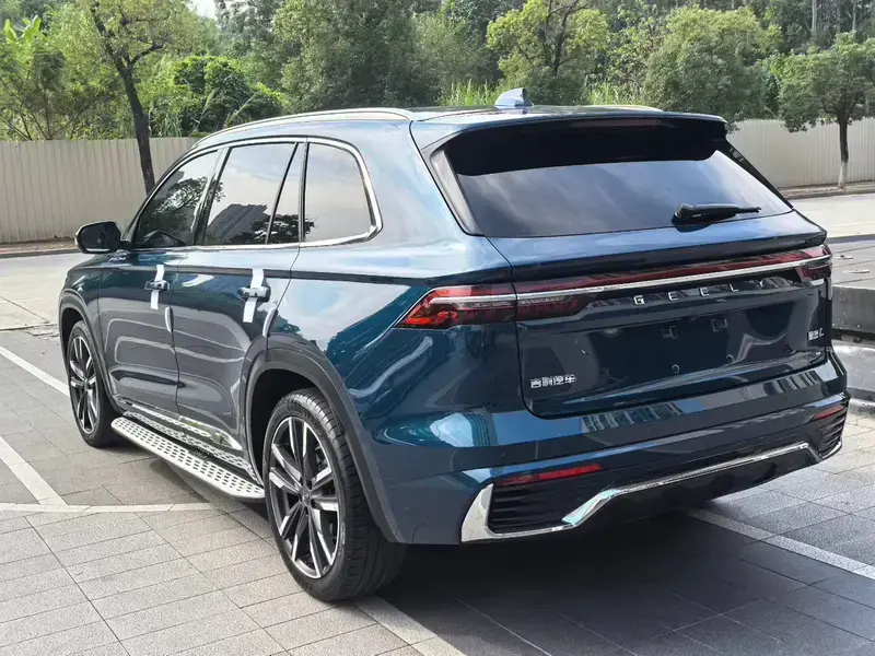 2023 Geely Monjaro с пробегом 68 000 км