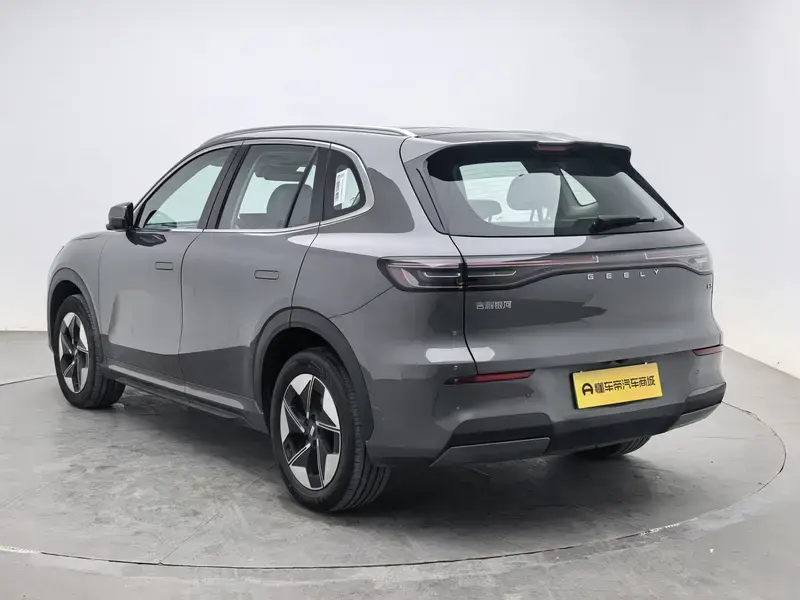 2026 Geely Galaxy E5 с пробегом 19 100 км