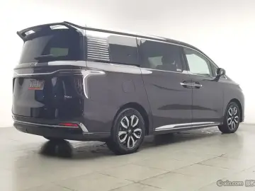 2022 Hongqi HQ9 с пробегом 110 500 км