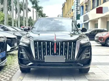 2023 Hongqi HS5 с пробегом 25 000 км