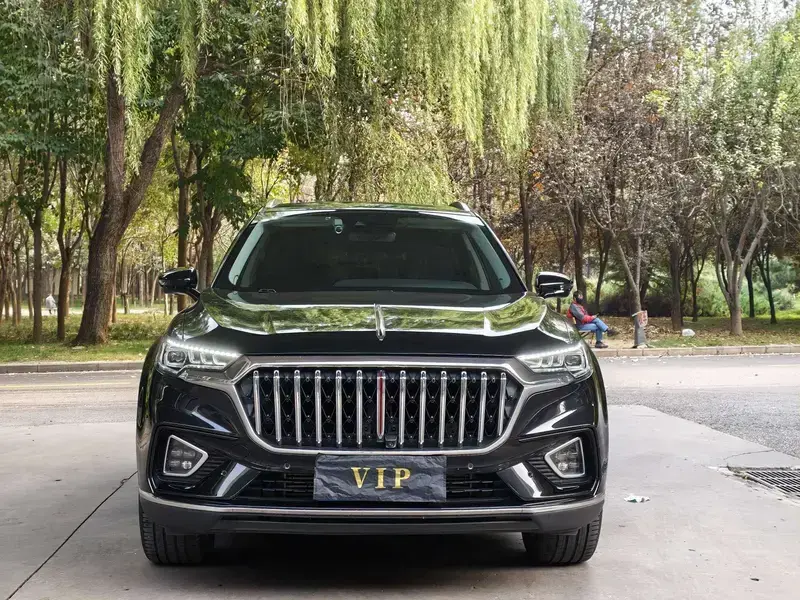 2022 Hongqi HS5 с пробегом 64 000 км