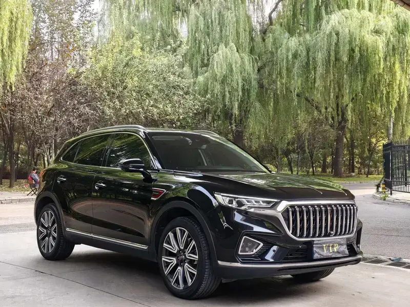 2022 Hongqi HS5 с пробегом 64 000 км