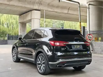 2022 Hongqi HS5 с пробегом 64 000 км