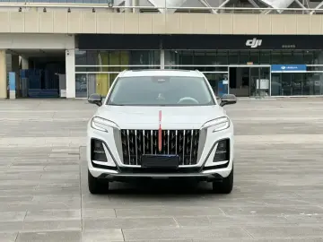2023 Hongqi HS3 с пробегом 20 000 км
