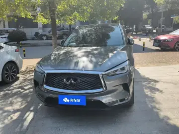 2022 Infiniti QX50 с пробегом 18 000 км