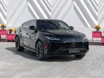 2023 Lamborghini Urus с пробегом 46 700 км