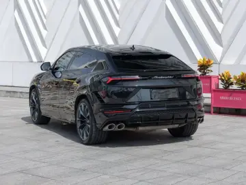 2023 Lamborghini Urus с пробегом 46 700 км