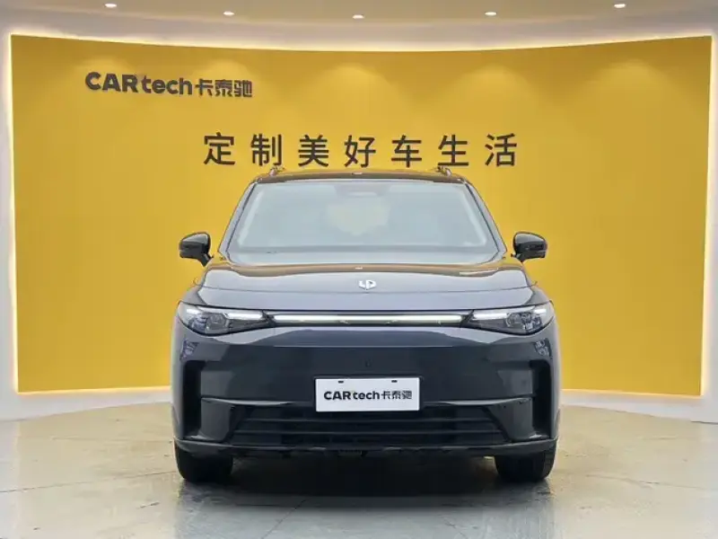 2024 Leapmotor C16 с пробегом 17 000 км