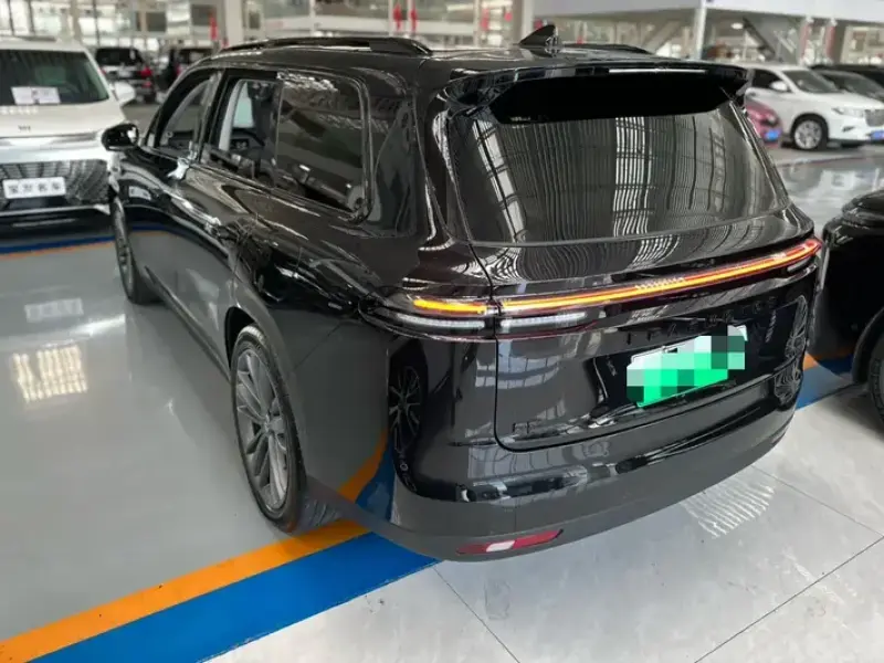 2026 Leapmotor C16 с пробегом 10 000 км